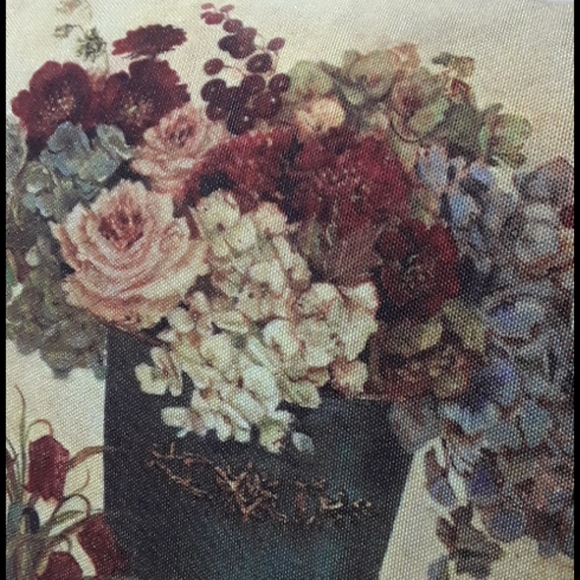 New Kathryn White design throw accent pillow 17" - Picture 2 of 6